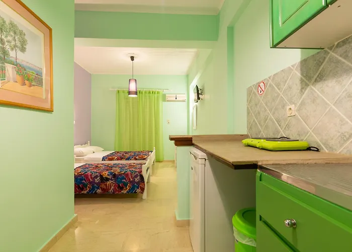 Aparthotel Ni-mar & 3*